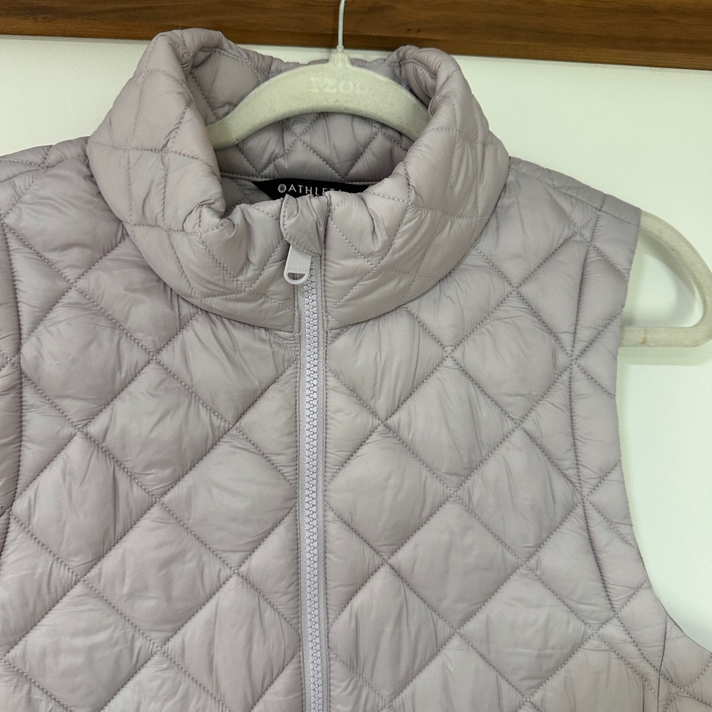 Athleta Quilted Sleeveless Puffer Vest in Pale Mauve - Picture 2 of 11